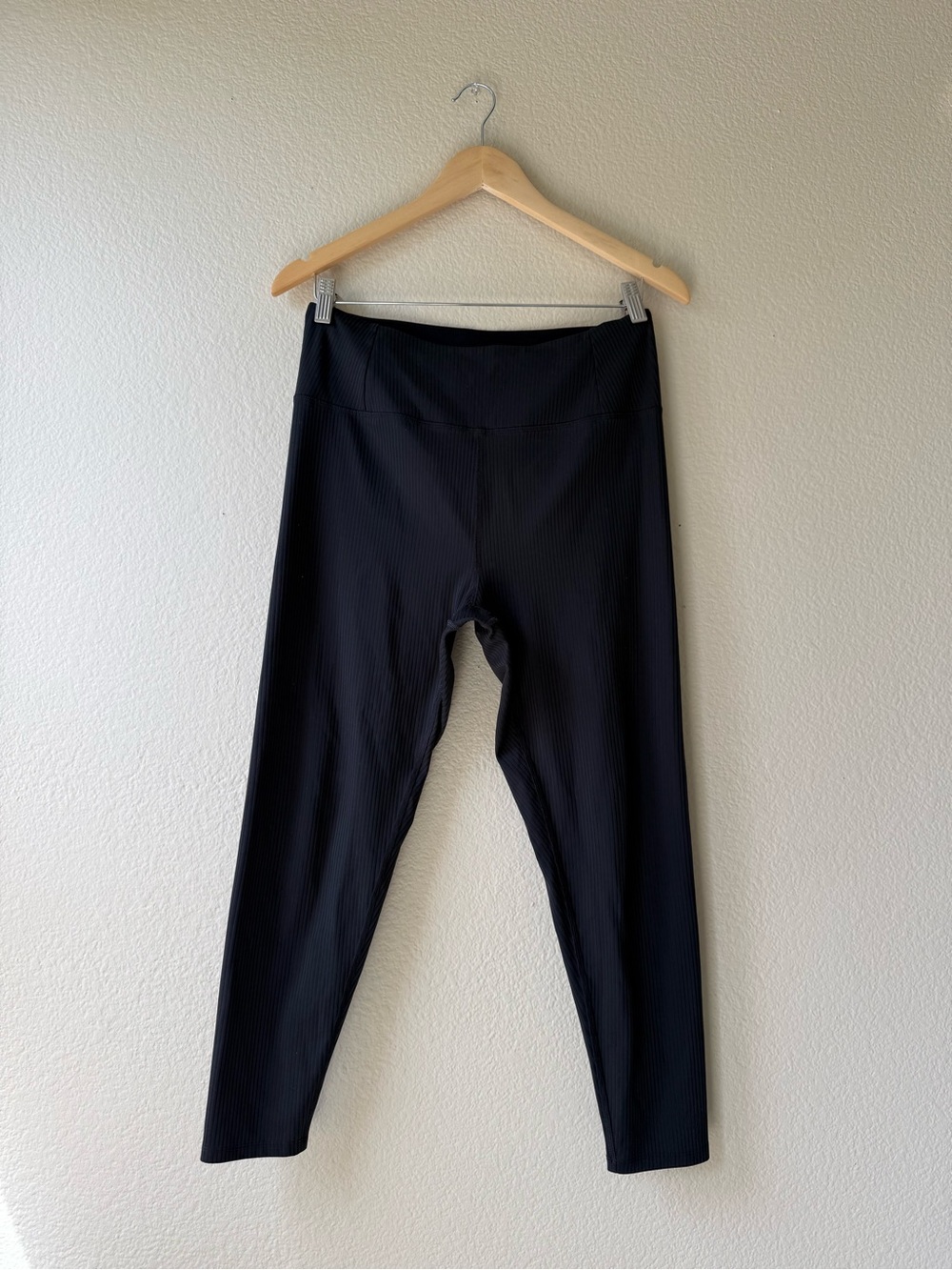 girlfriend collective Black High-Rise Ribbed Leggings
